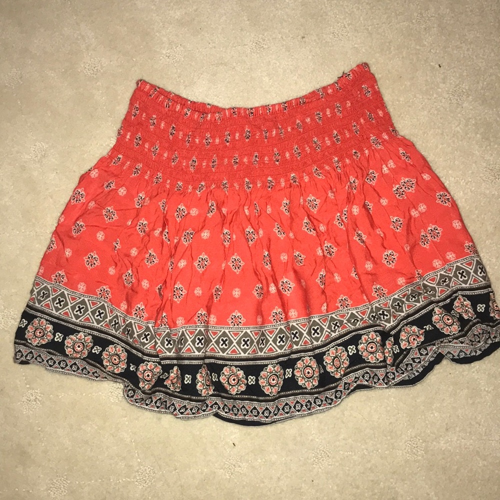 Women’s Hollister patterned skirt